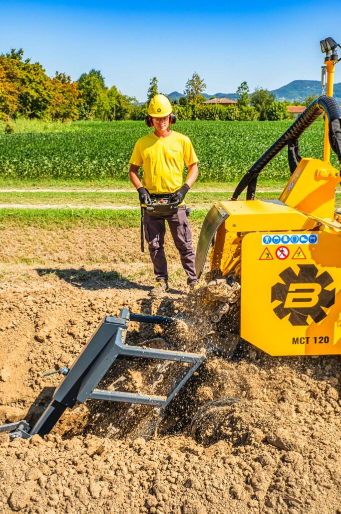 Řetězový rýhovač_Makbrent_MCT120-140-04