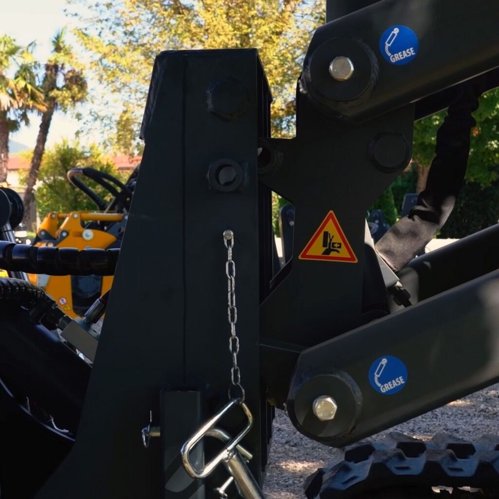 Řetězový rýhovač_Makbrent_MCT120-140-05