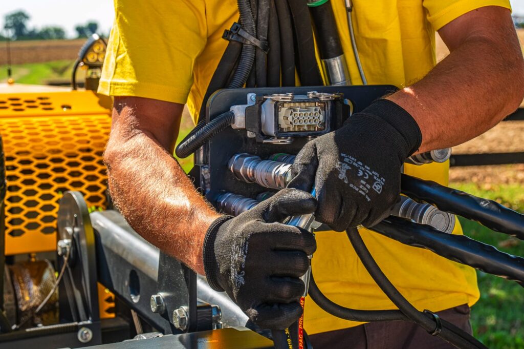 Řetězový rýhovač_Makbrent_MCT120-140-12