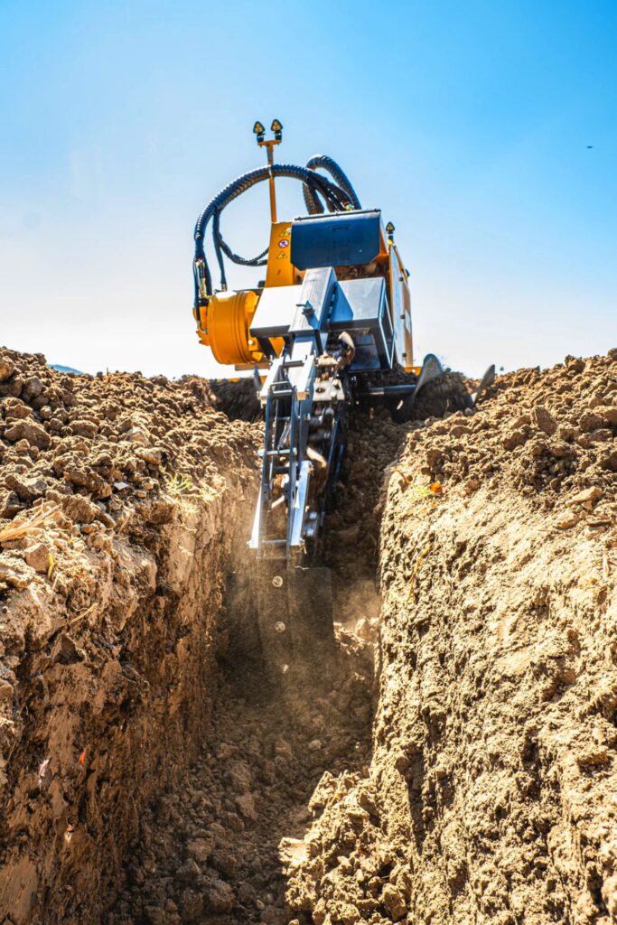 Řetězový rýhovač_Makbrent_MCT120-140-15