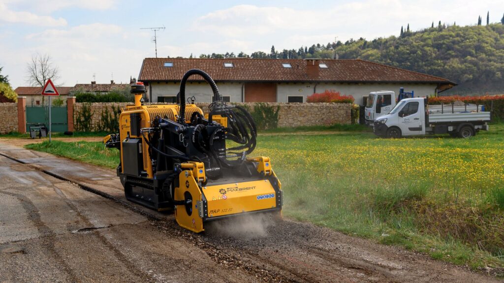 Silniční fréza_Makbrent_MRP4015-09